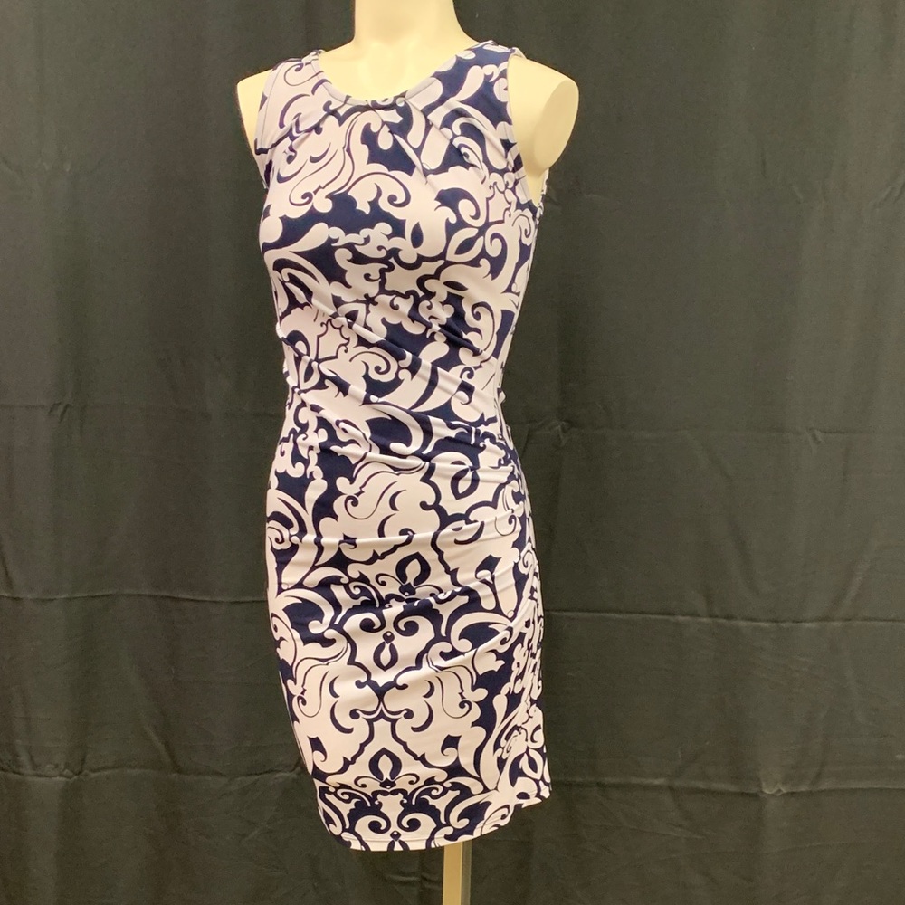 INC scoop neck slip on fitted dress with side ruched extra small